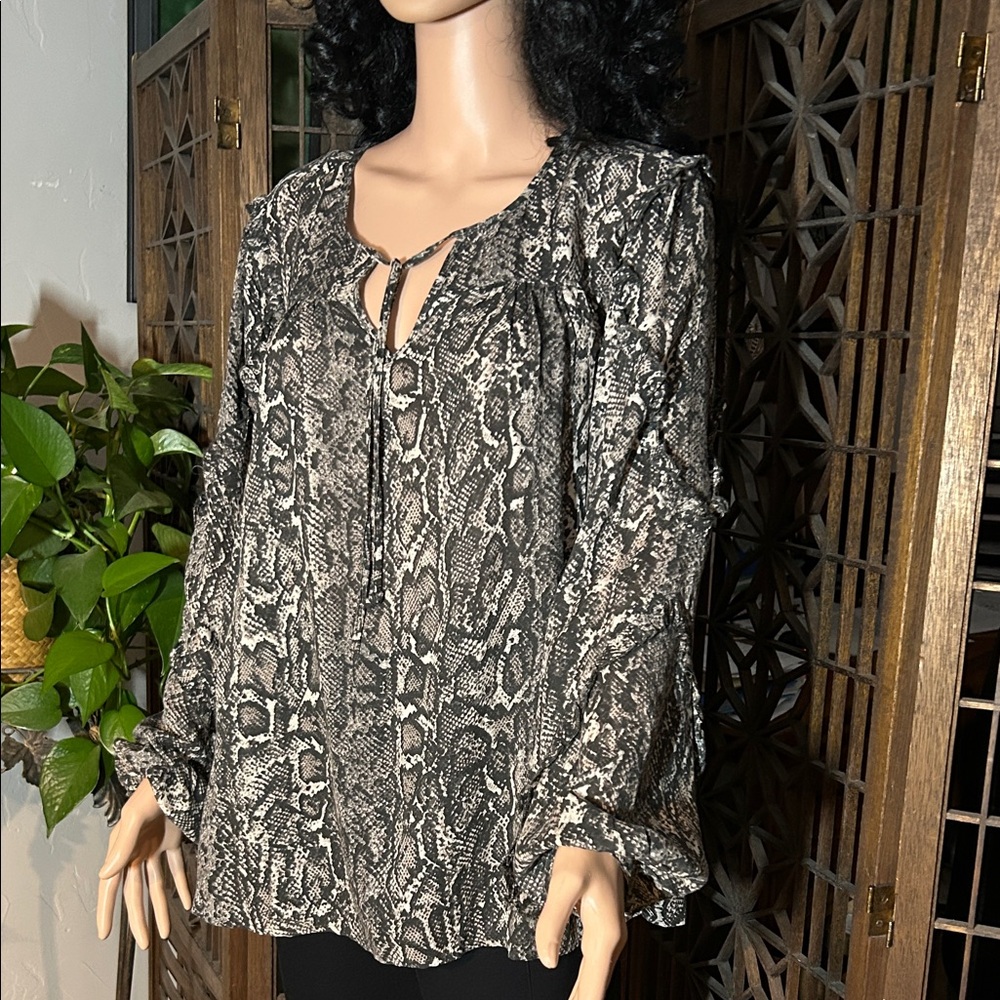 NWOT JESSICA SIMPSON PEASANT TOP 1X